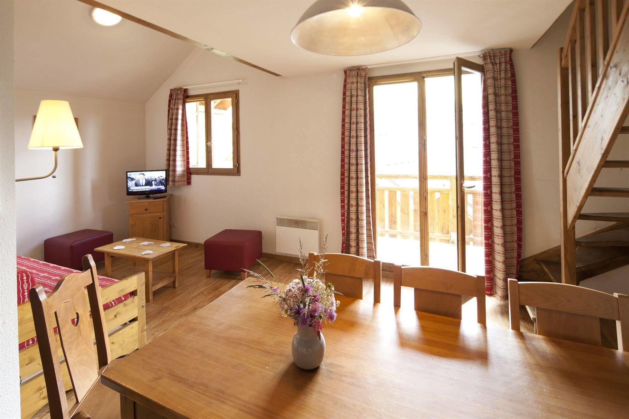 Vvf Residence Albiez-Montrond Maurienne エクステリア 写真
